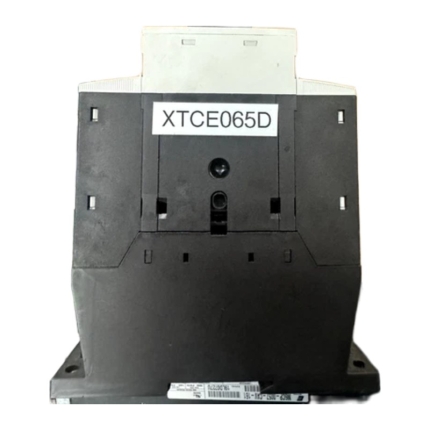 Eaton XTCE065DS1E Contactor, 3-Pole, 65A, 208V Coil, with XTCEXSBN11 Auxiliary